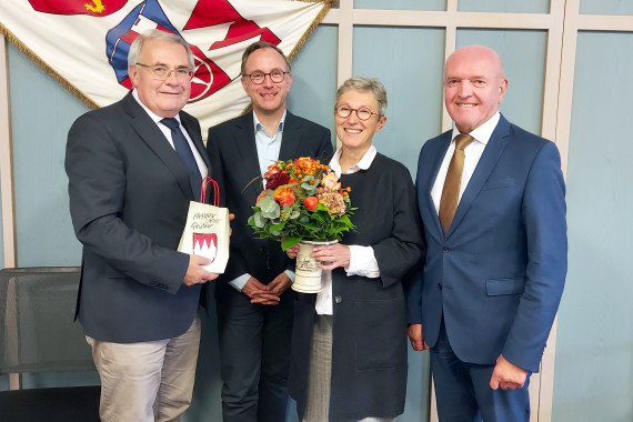 Gruppenbild mit vier Personen